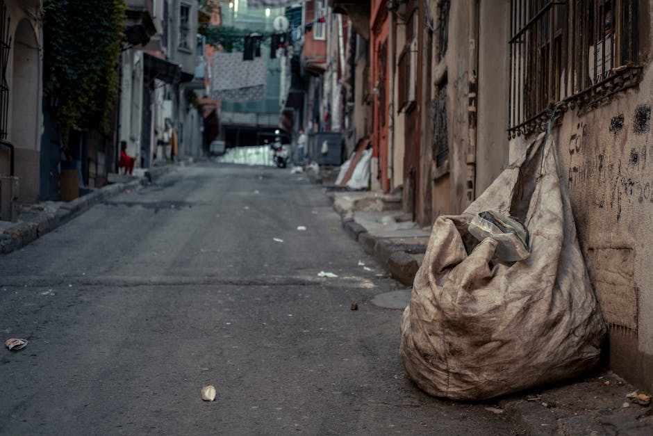 https://rubbishremovalwimbledon.org.uk/blog/wimbledon-village-rubbish-removal-for-narrow-streets/